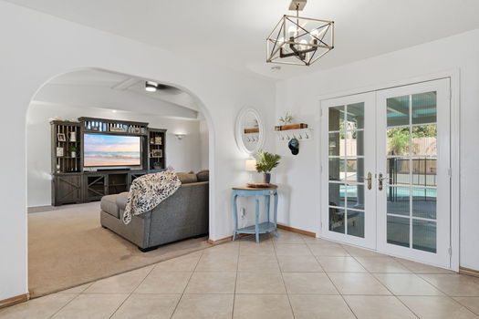 11-web-or-mls-9349NC111