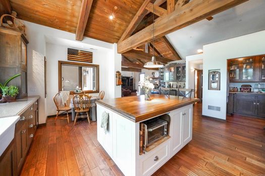 20d88cf0-6445-41d3-b70c-80fa9346127c