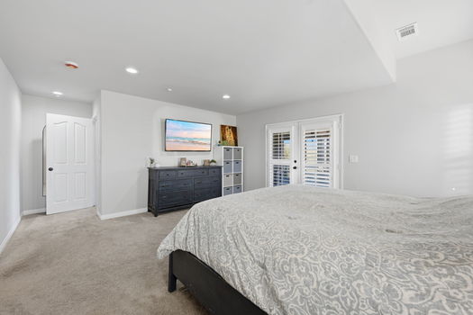 24-web-or-mls-9216OGD124
