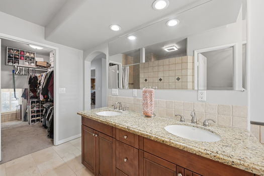 29-web-or-mls-9216OGD129