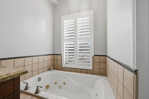 30-web-or-mls-9216OGD130