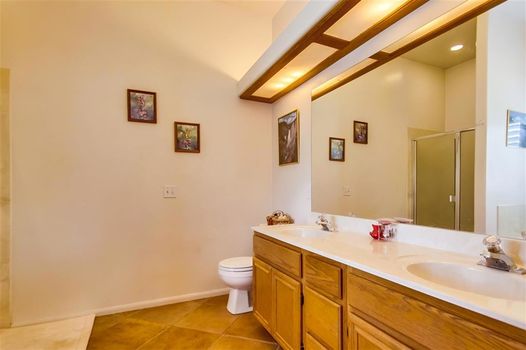 380B5A5A-22DC-4967-A072-83B15191E391