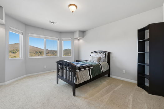 41-web-or-mls-9216OGD141