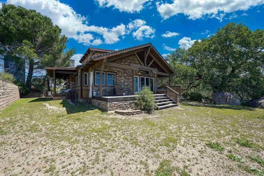 95b48885-c6c3-4cbe-bc31-3a7a570b8bab