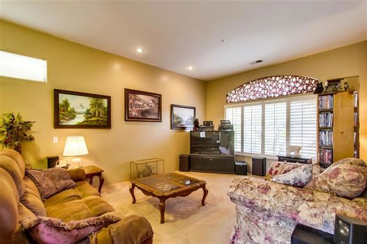 D11A96D3-DE45-43D1-9C05-2AE22B8F7CEB