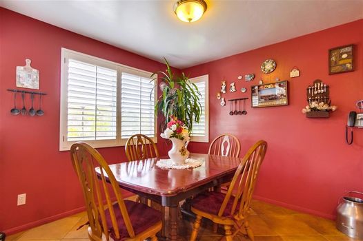 E72D35CD-0B53-4D9E-963A-B38ADBC86380 (1)