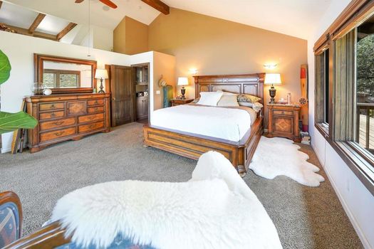 d3c93a42-025f-4958-98da-9d373419c262