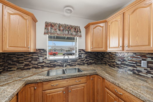 12-web-or-mls-936SA111