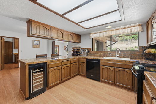 19-web-or-mls-19525CR119