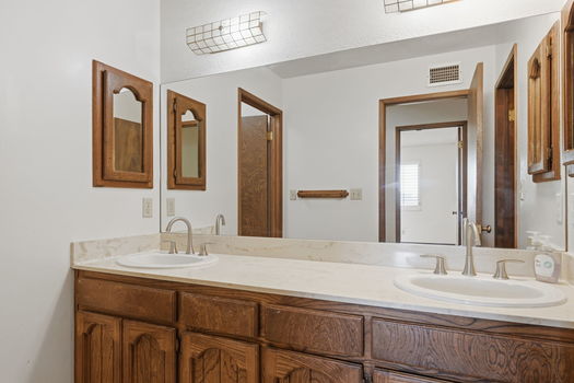 39-web-or-mls-19525CR139