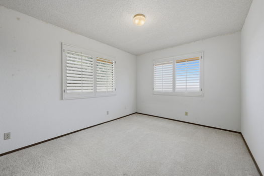42-web-or-mls-19525CR142
