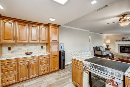 1255 Ramona St Ramona CA - Web Quality - 009 - 26 Kitchen