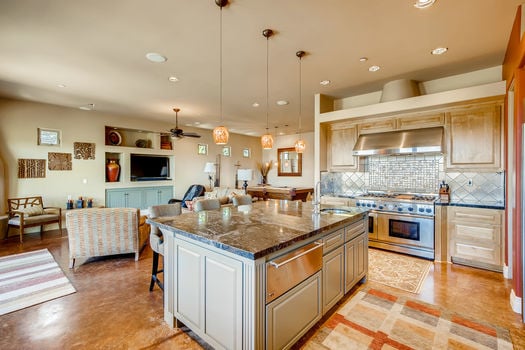 15455 Wyeport Rd Ramona CA - Print Quality - 017 - 25 Kitchen