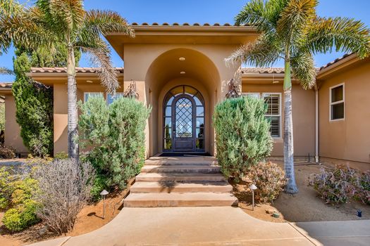15455 Wyeport Rd Ramona CA - Web Quality - 023 - 08 Exterior Front Entry