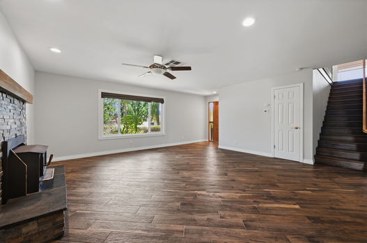 14-web-or-mls-23638BW_114