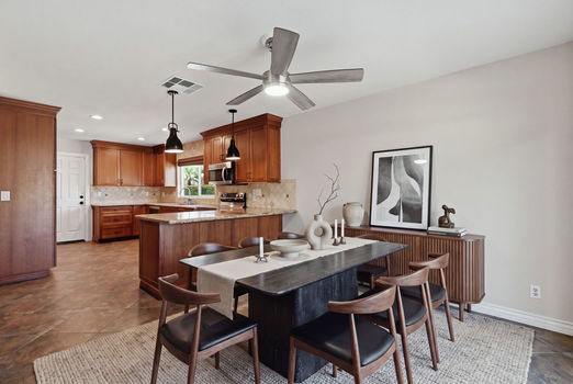 16-web-or-mls-23638BW_116