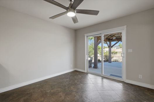 17-web-or-mls-23638BW_117
