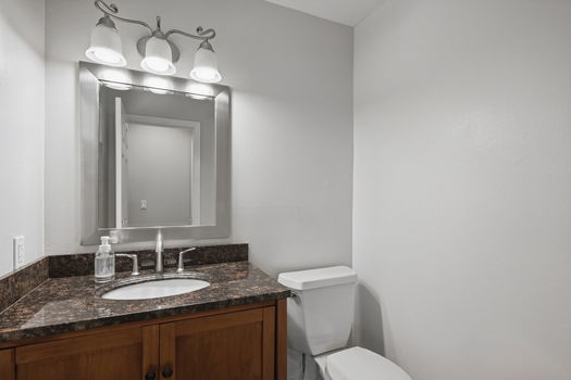 28-web-or-mls-23638BW_128