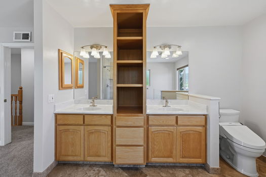 47-web-or-mls-23638BW_147