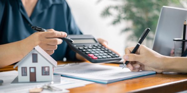 How to Handle Lowball Offers When Selling a &hellip;