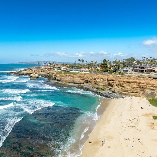 Sunset Cliffs Neighborhood Guide 2026: Living Along San Diego's Most Iconic Coastline