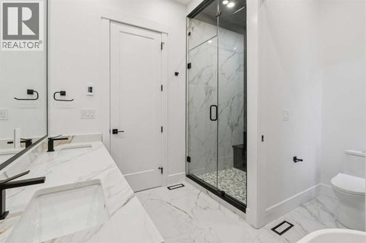 4216 16 Street SW Calgary (28)