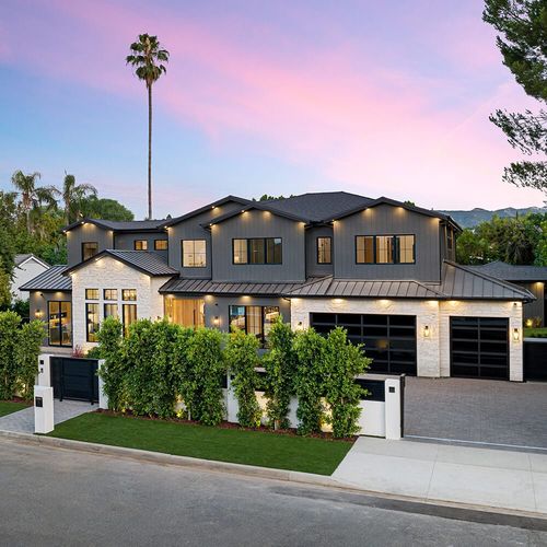 Who Helps Atlanta Professionals Relocate to the North Georgia Mountains?