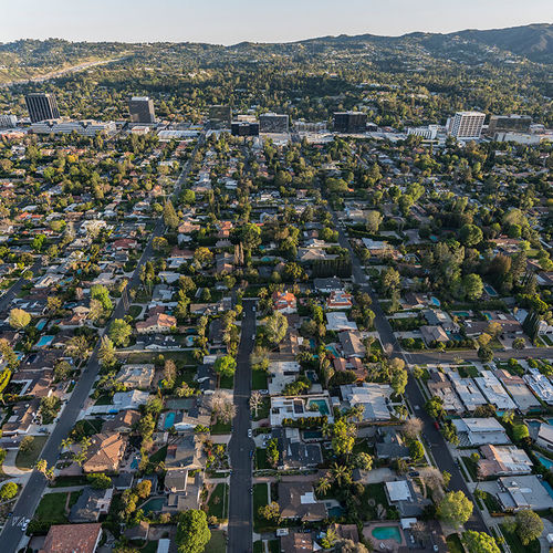 Living in Sherman Oaks: What Locals Should Know Before Buying or Selling
