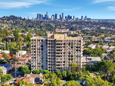 01 Tower - East - Downtown LA Backdrop