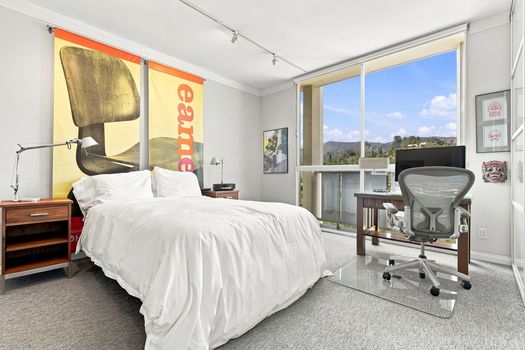 23 Bedroom