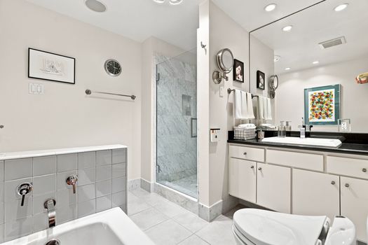 30 Bathroom 3