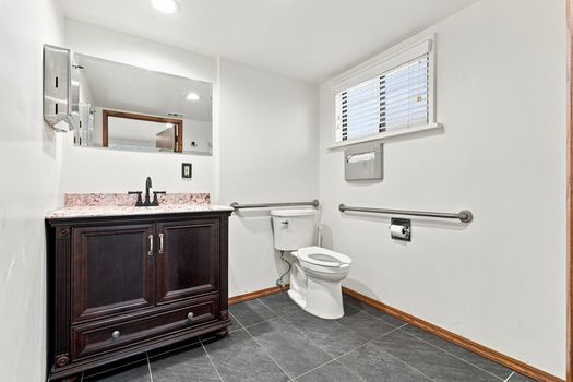 18 Downstairs Bathroom