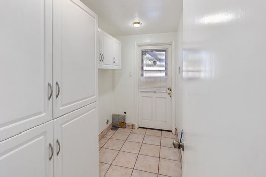 13 Laundry Room