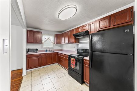 09-209 Boxwood Rd-10