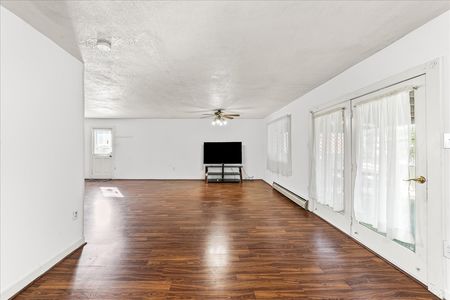 10-209 Boxwood Rd-11