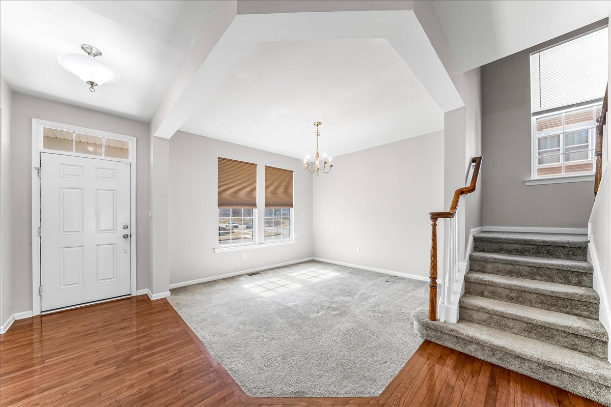 19-1946 E Aristotle Ave-19