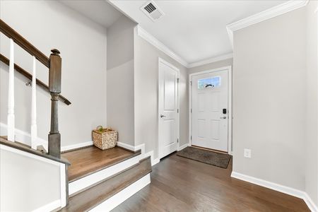 01-331 S Parkway Dr-33