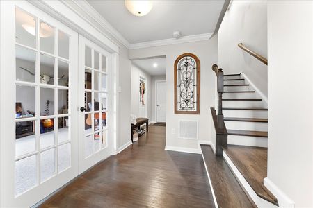 02-331 S Parkway Dr-34