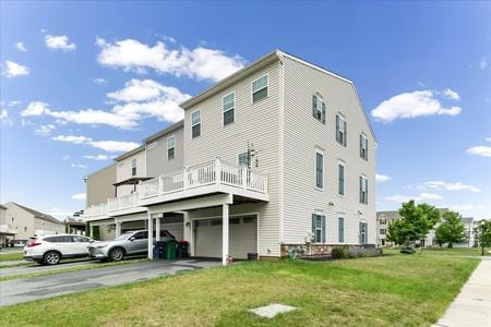 39-331 S Parkway Dr-39