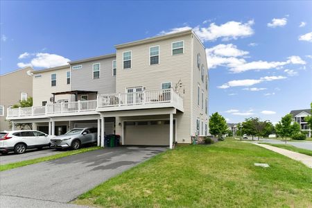 40-331 S Parkway Dr-40