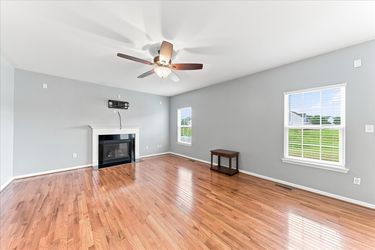 07-33 Barkley Ct-11