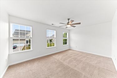 20-33 Barkley Ct-29
