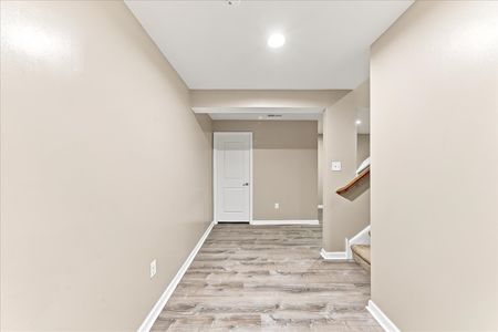 29-33 Barkley Ct-22