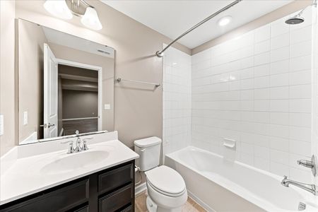 30-33 Barkley Ct-20