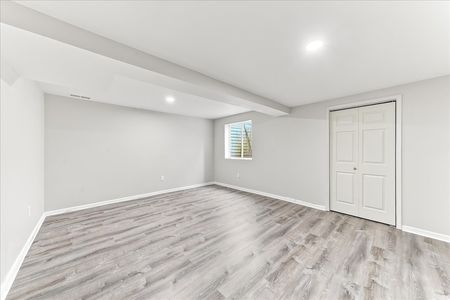 33-33 Barkley Ct-24