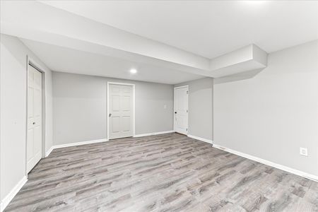 34-33 Barkley Ct-25