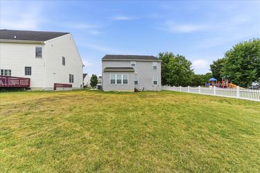 35-33 Barkley Ct-4