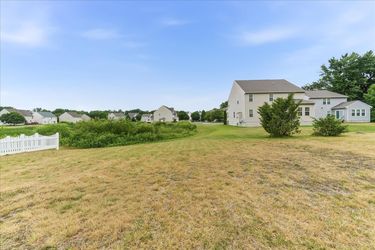 36-33 Barkley Ct-5