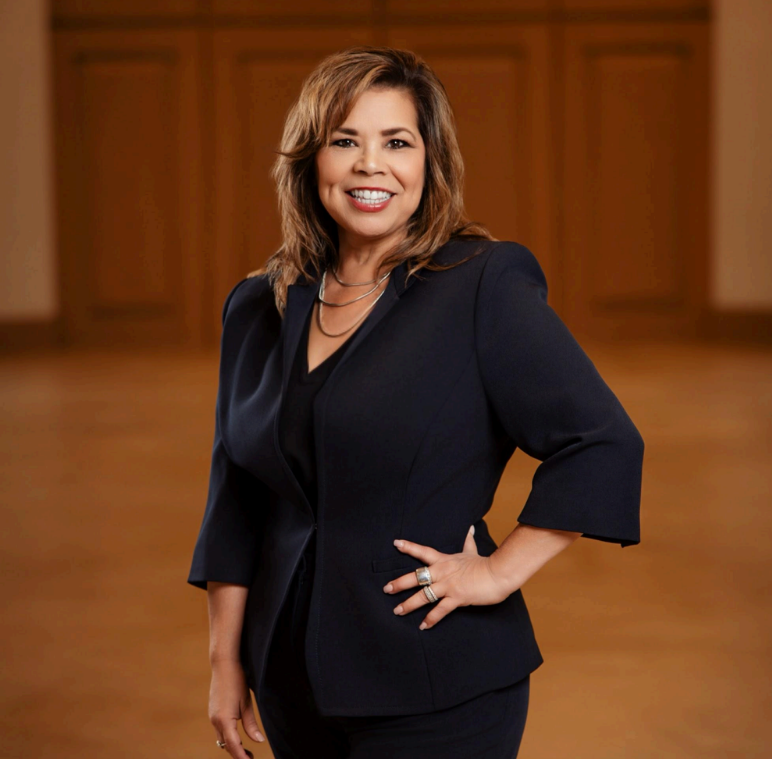 Sandra-Castillo