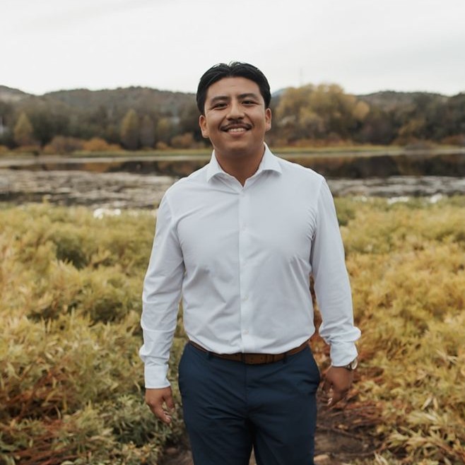 IMG-7600-898x1024.fit